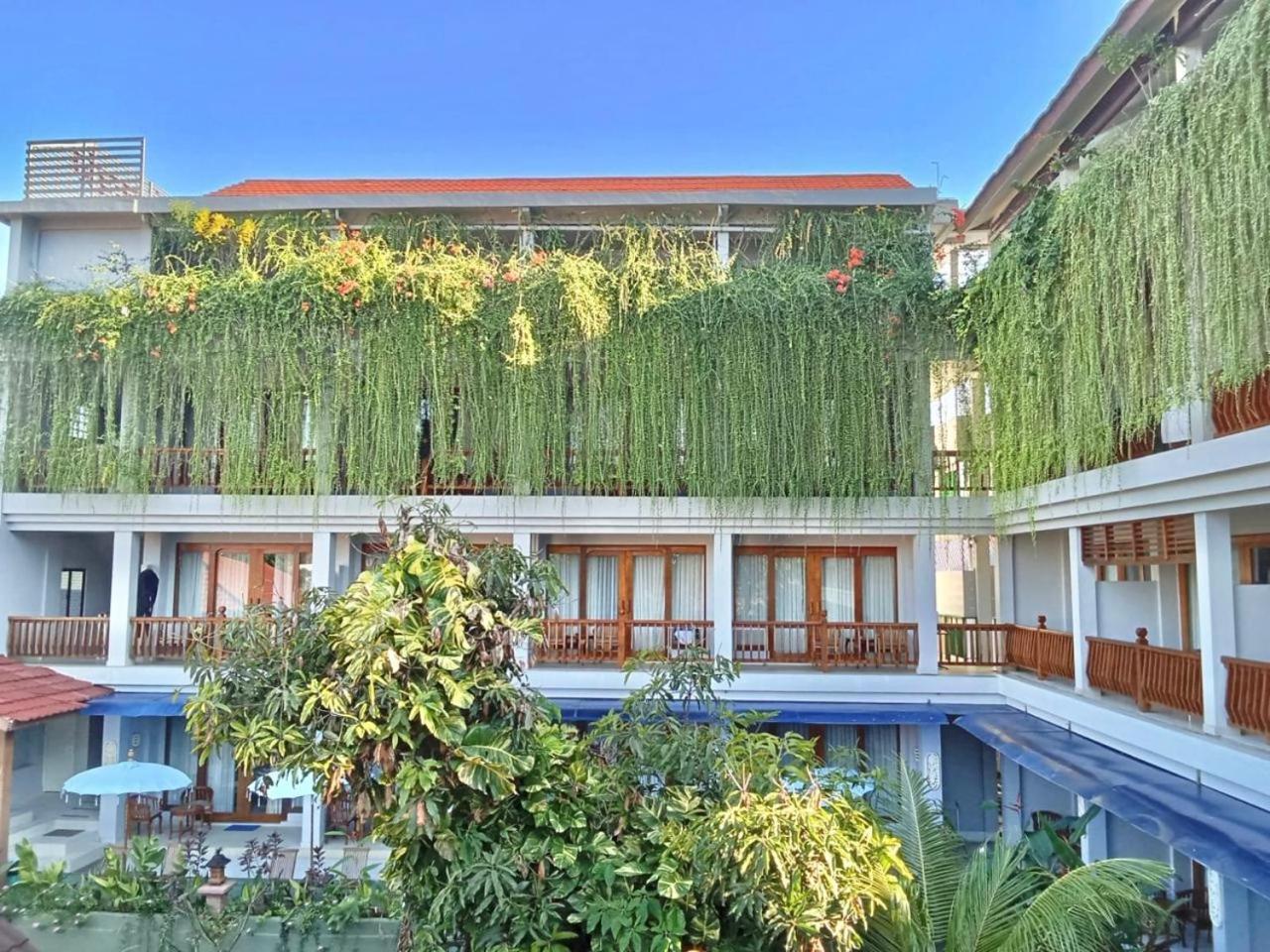 Komodo Lodge Labuan Bajo Exterior foto
