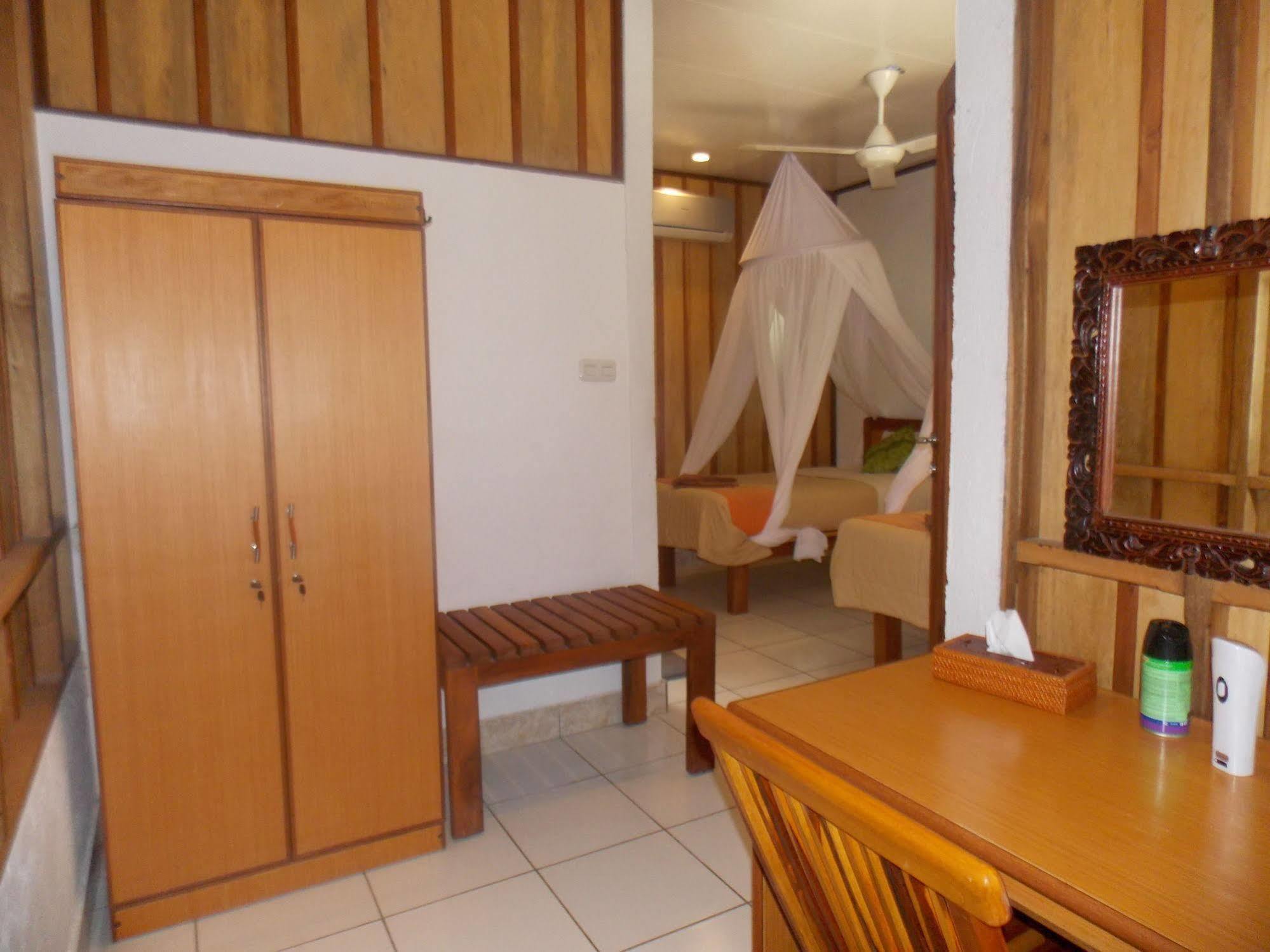 Komodo Lodge Labuan Bajo Exterior foto