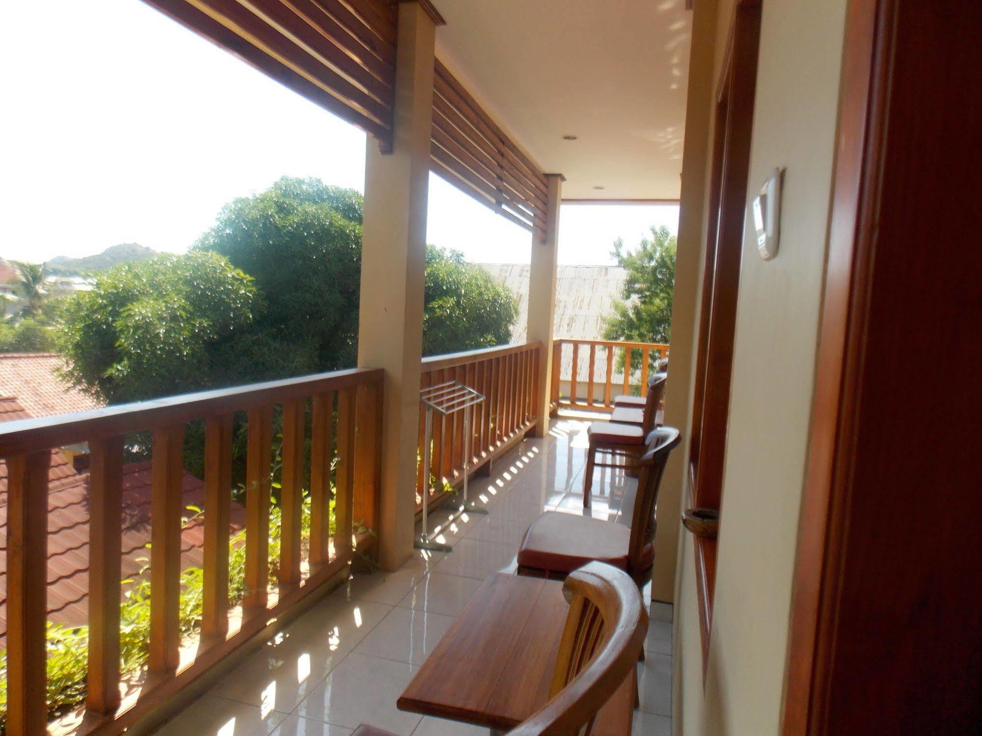 Komodo Lodge Labuan Bajo Exterior foto